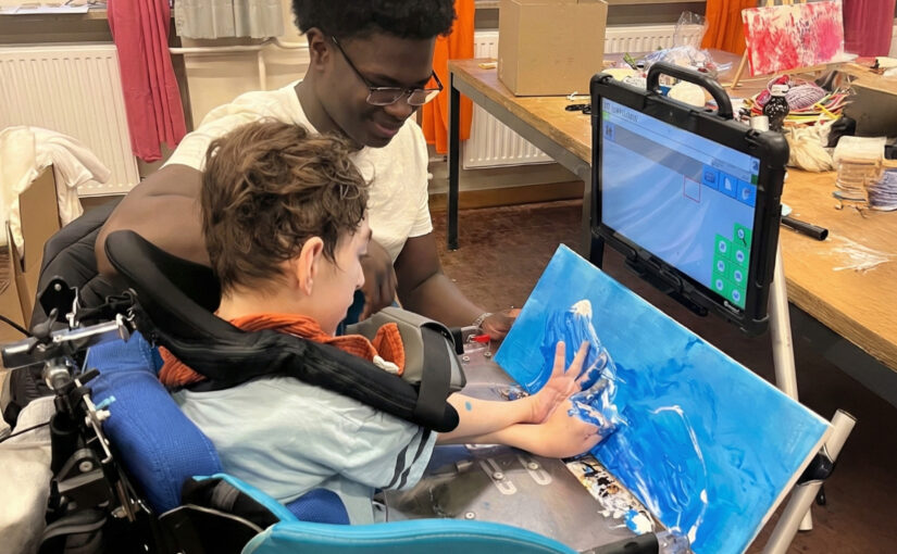 Theaterprojekt „Decken.Farben.Jahreszeiten“